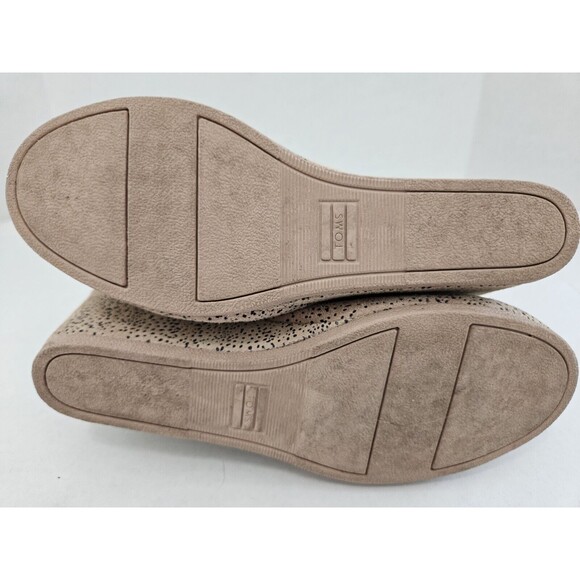 Women's TOMS Desert Tan And Grey Pebble Suede Kelsey Wedge Bootie Size 10 NWOB - Picture 8 of 8
